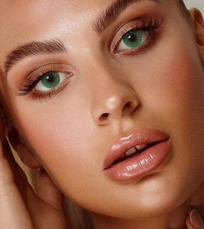 Veni Verde VC-20 – Premium Green Colored Contact Lenses | Optical Plaza