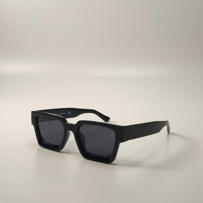 Vintage Black Polarized Sunglasses – Classic Style & UV Protection | Optical Plaza