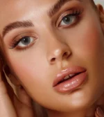 Veni Cristal VC-18 Colored Contact Lens | Optical Plaza